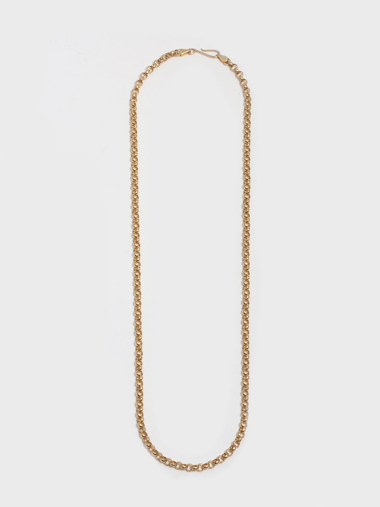 14kt Yellow Gold Rolo Chain pictured on light grey background.