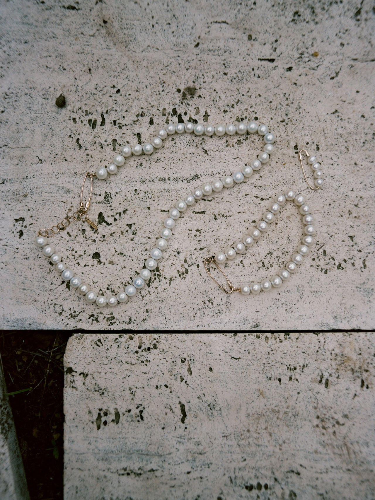 Pearl Safety Pin Choker