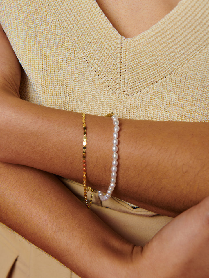 Her Trend Dainty Pearl Bracelets for women and girls